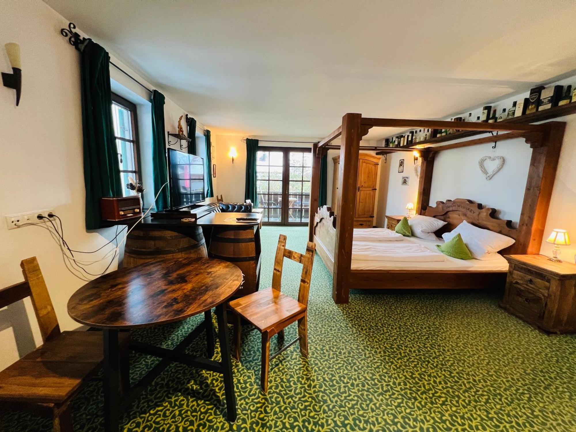 Vitushoehle & Vitusfort Urlaub Im Allgaeu - Ferienwohnungen & Themenzimmer In Hopfen Am See Füssen 외부 사진